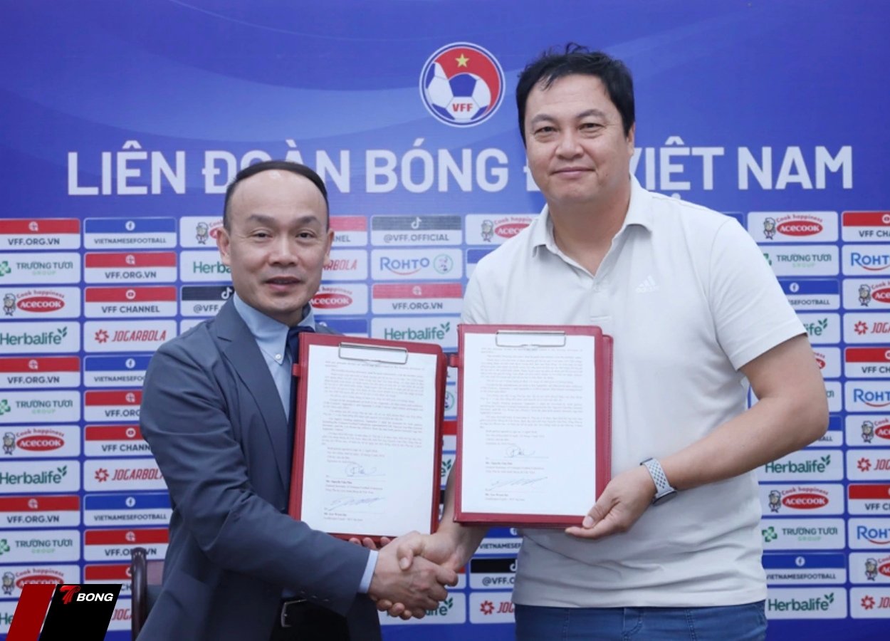 Gia hạn hợp đồng với chuyên gia thủ môn Lee Woon-jae đến năm 2027